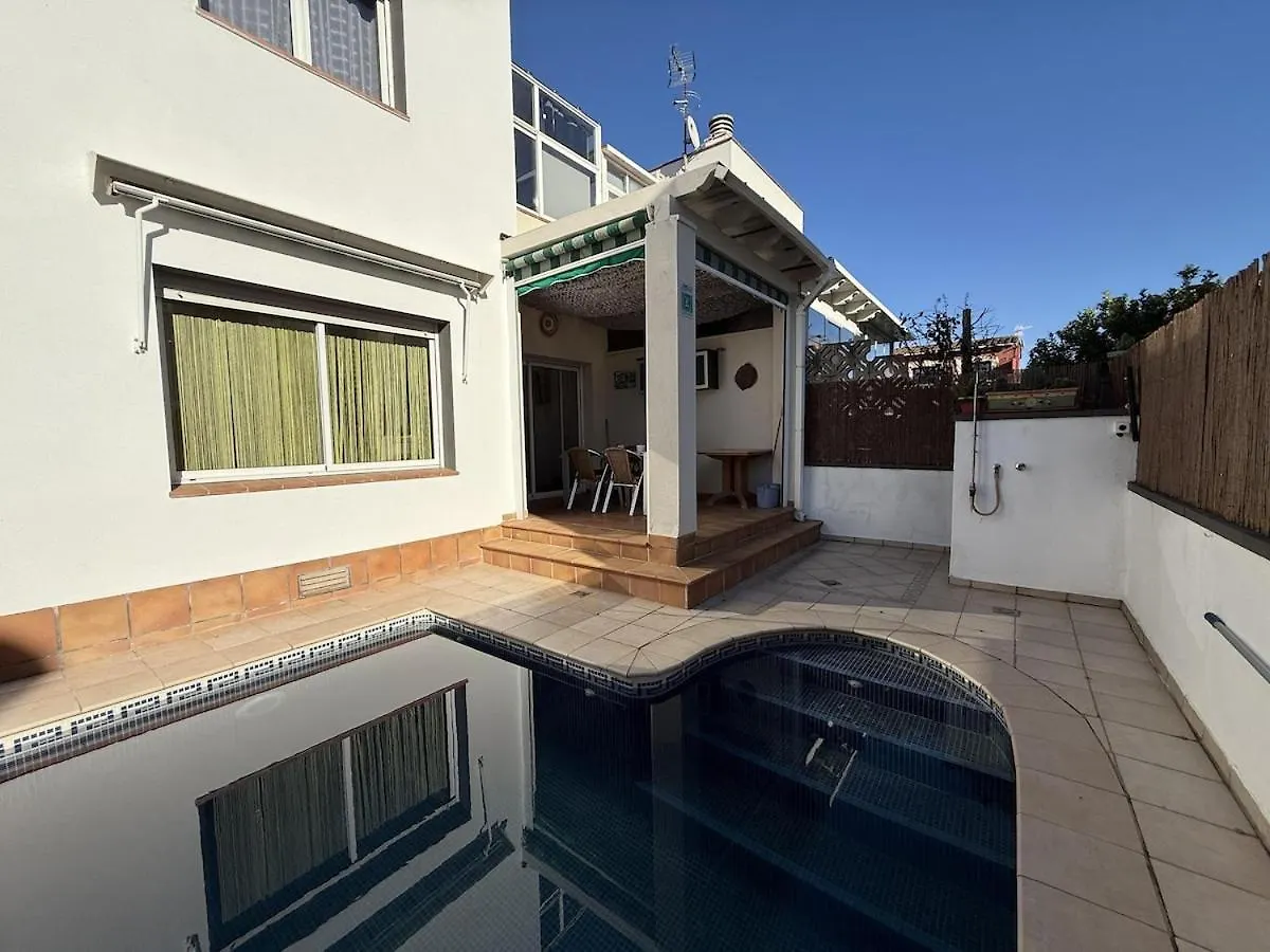 Villa Awaydays - 26 - Casa Con Piscina Privada Ampuriabrava Сasa de vacaciones